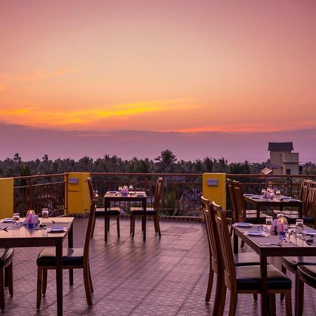 Sairaj Beach Resort Calangute Eksteriør billede