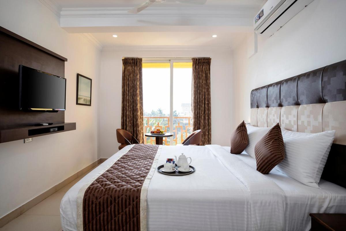 Sairaj Beach Resort Calangute Eksteriør billede